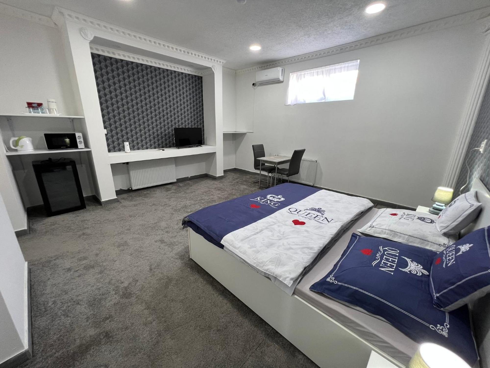 Adel Apartman Kisujszallas Luaran gambar
