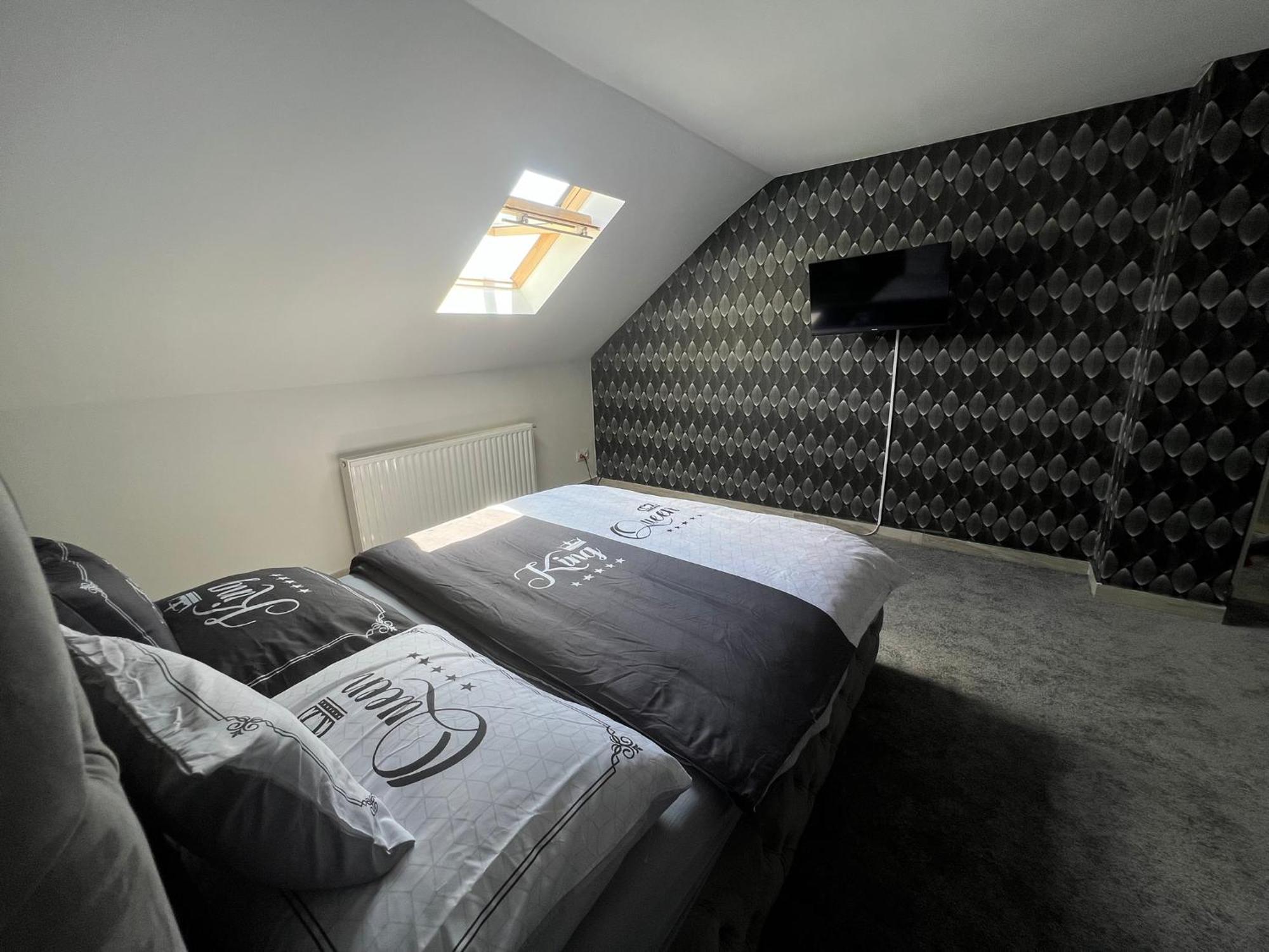 Adel Apartman Kisujszallas Luaran gambar