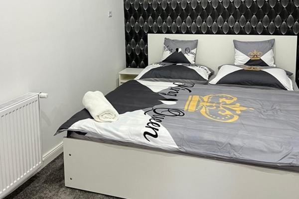 Adel Apartman Kisujszallas Luaran gambar